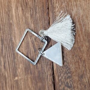 pyramid‎ tassel pendant